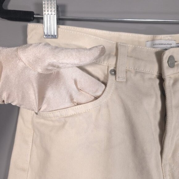 STOCKHOLM ATELIER & Other Stories Denim Shorts Raw Hem Button Fly Cotton Size 27 - Picture 9 of 12